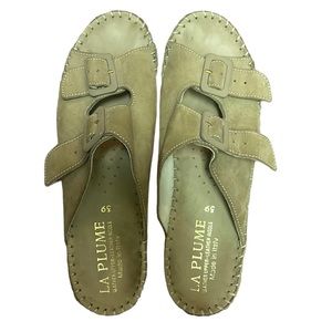 La Plume Italy Beige Leather Two Buckle Slides Slip On Shoes Sandals Size 39